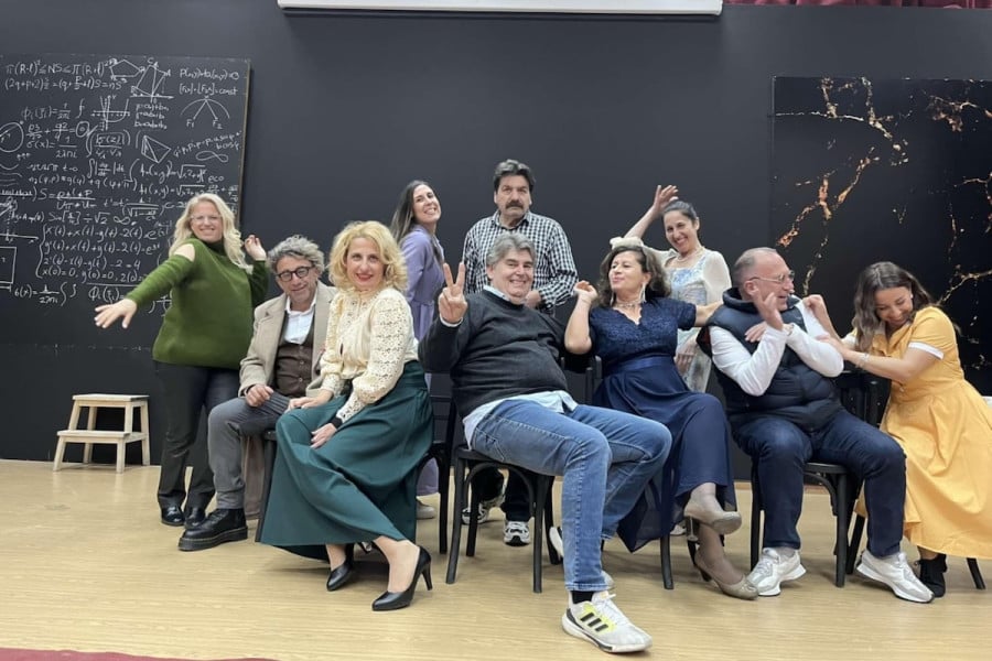 Θεατρική Ομάδα Κρεστένων «Έκφρασις» : Επιστρέφει με δύο έργα -Ένα παραμύθι και μια ξεκαρδιστική κωμωδία