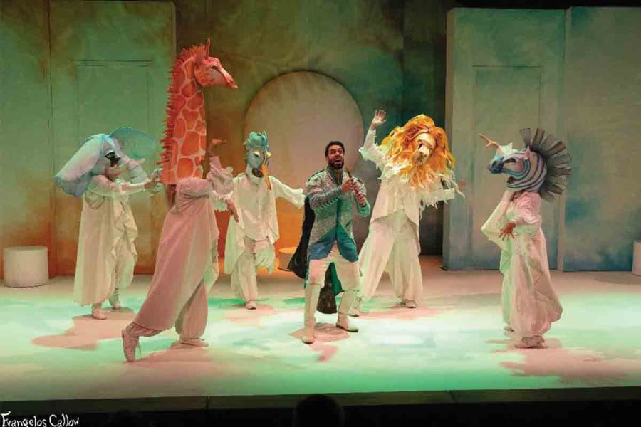 Στο θέατρο της Αρχαίας Ήλιδας η Κάρμεν Ρουγγέρη, με την παιδική παράσταση «Μαγικός Αυλός» του Μότσαρτ 