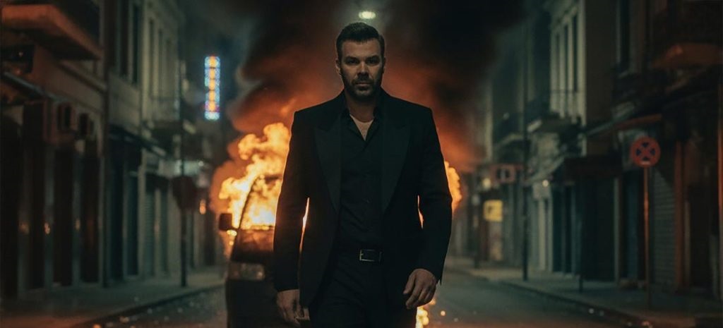 Ο Γιώργος Σαμπάνης παρουσιάζει  το «Προς Το Παρόν»